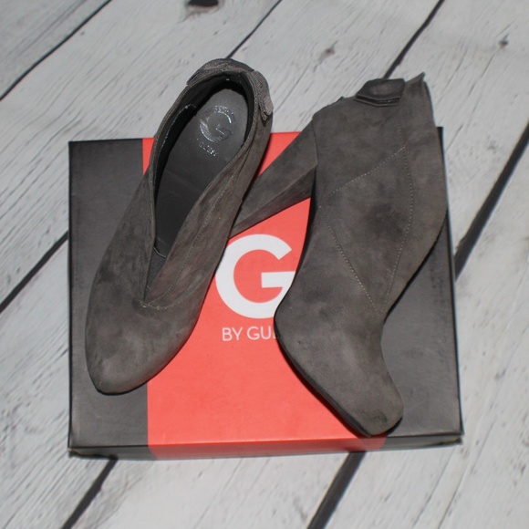 GUESS "Tarrah" Bootie - Picture 2 of 4